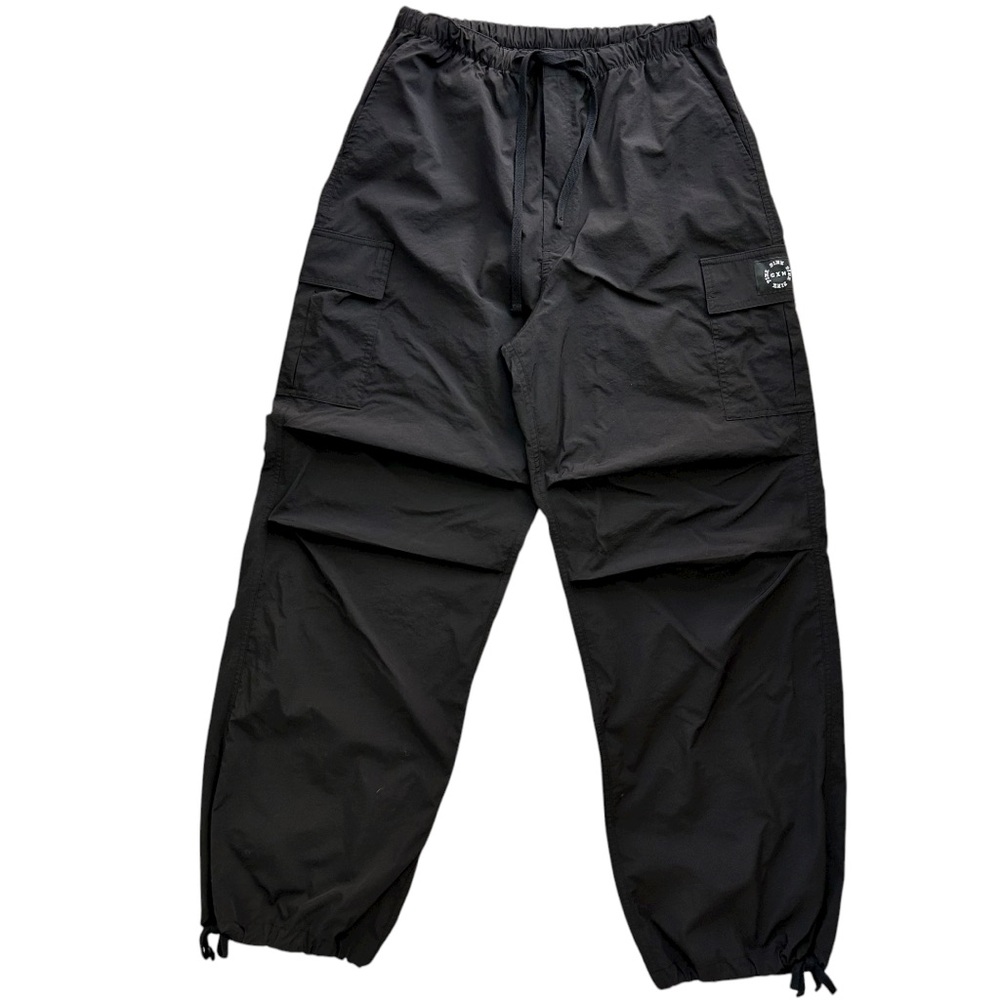 VICTORIA’S SECRET PINK CHLOE X HALLE Women’s Parachute Pants Black Athleisure M - Picture 1 of 11